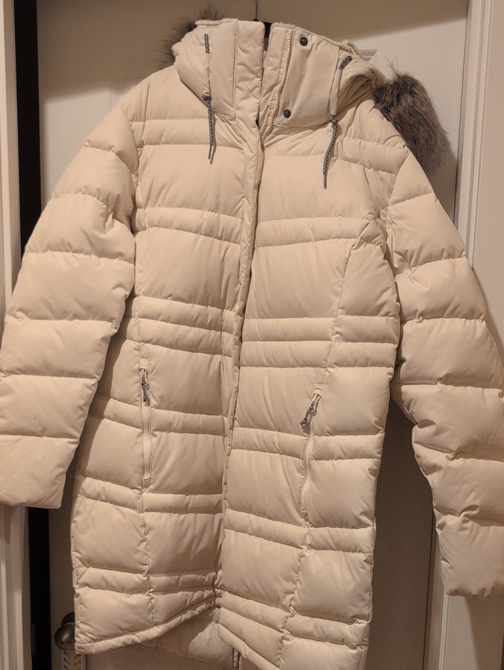 Women's Cream Long Quilted Puffer Coat with Hood and Faux-Fur Trim Columbia XXL